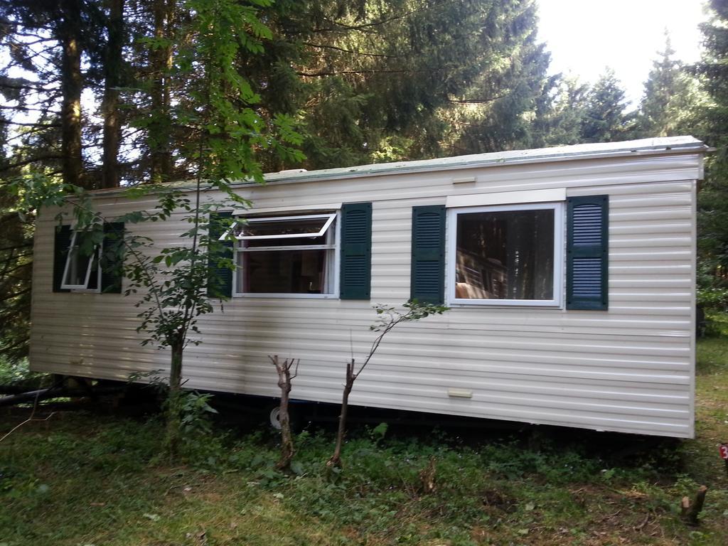 Camping De Flechat Hotel Orcival Kültér fotó