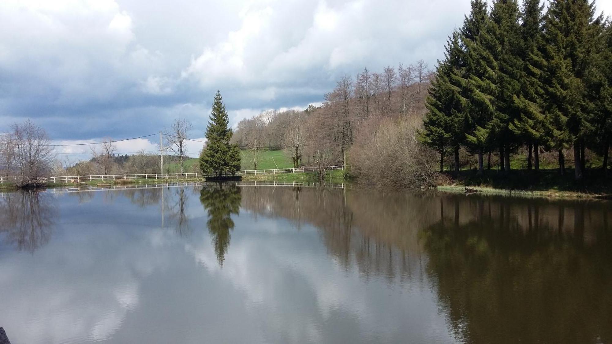 Camping De Flechat Hotel Orcival Kültér fotó