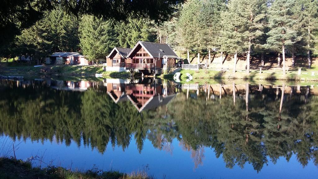Camping De Flechat Hotel Orcival Kültér fotó