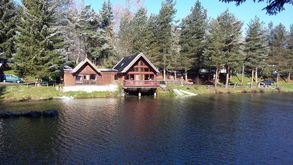 Camping De Flechat Hotel Orcival Kültér fotó