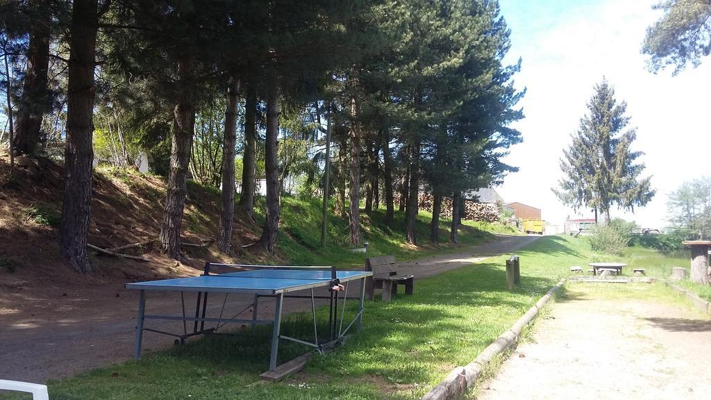 Camping De Flechat Hotel Orcival Kültér fotó