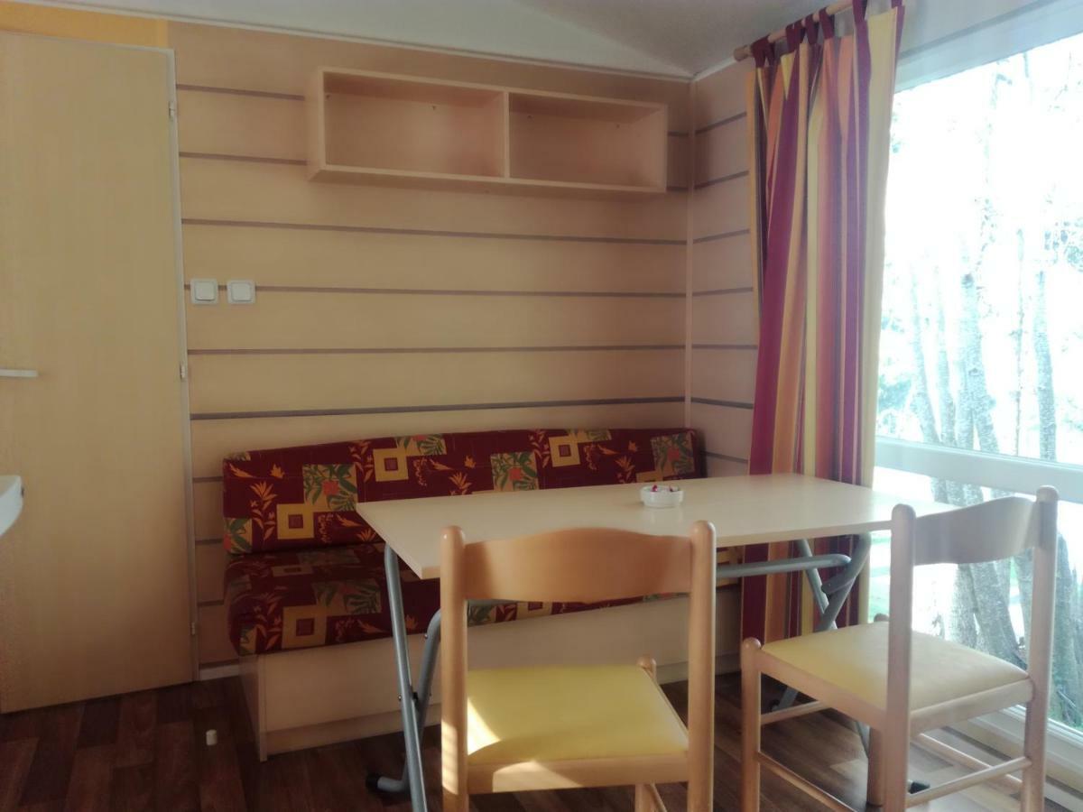 Camping De Flechat Hotel Orcival Kültér fotó